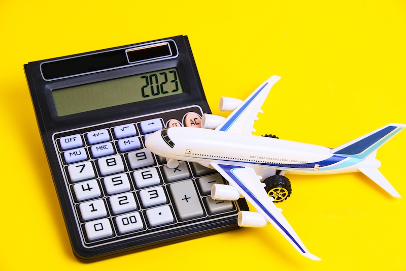 Flygplan och kalkylator
